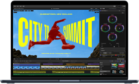 Écran de MacBook Air, vue partielle, montrant un montage vidéo pour mettre en avant les capacités de la puce M5