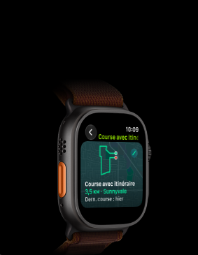 Apple Watch Ultra 4, boîtier en titane, noir, fonctionnalité Course avec itinéraire avec une carte d'un parcours de course à pied, côté gauche, bouton Action, Boucle Alpine, bordeaux
