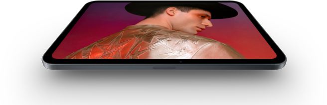 iPad mini, écran OLED 8,5 pouces, noirs profonds et lumineux, affichant une personne portant un chapeau et une veste