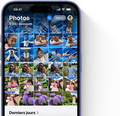 L'app Photos affiche des photos de famille sur un iPhone 16 en outremer