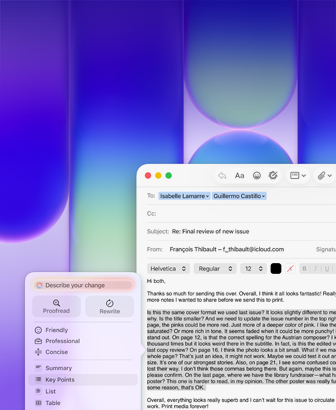 Écran de MacBook Neo, utilisant les Outils d'écriture d'Apple Intelligence dans Mail pour réviser un long paragraphe d'un e-mail contenant des commentaires sur une publication