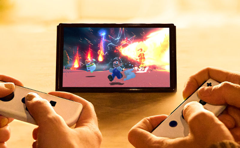 Switch (OLED) Néon 64 Go - Console de jeux portables 17,8 cm (7') Écran  tactile Wifi, Bleu, Rouge