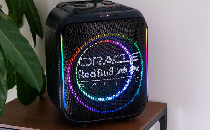 Enceinte Oracle Red Bull Racing RB-SK240