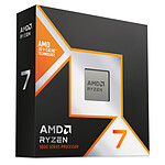 AMD Ryzen 7 9800X3D (4,7 GHz / 5,2 GHz).