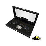 The Batman - Réplique 1/1 Batarang Limited Edition 36 cm