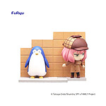 Spy x Family - Statuette Hold Figure Anya & Penguin 10 cm