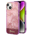 Guess Coque pour iPhone 14 Motif Jungle Élégant et Intemporel Rose