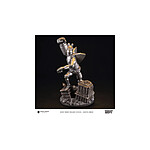 Hellboy - Statuette Mantic Series Giant Robot Hellboy 30 cm