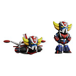 Goldorak - Pack 2 figurines soucoupe & Goldorak debout 7 cm Goldorak - Pack 2 figurines soucoupe & Goldorak debout 7 cm