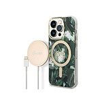 Guess Bundle Coque pour iPhone 14 Pro Max Motif Jungle et Chargeur Sans Fil Qi MagSafe Kaki