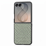 Avizar Coque pour Galaxy Z Flip 8 Effet Cuir Carbone avec Bords Surélevés