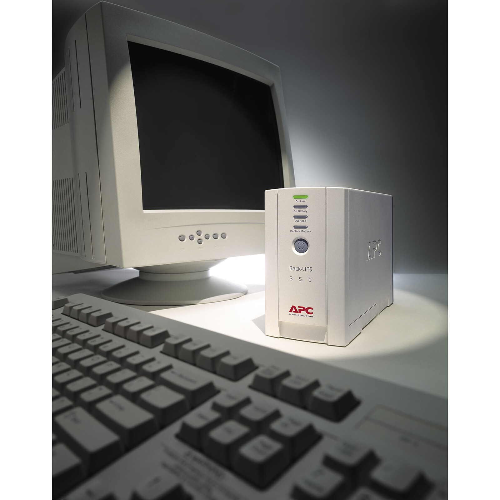 APC Back-UPS CS 650VA 230V - Onduleur - Garantie 3 ans LDLC
