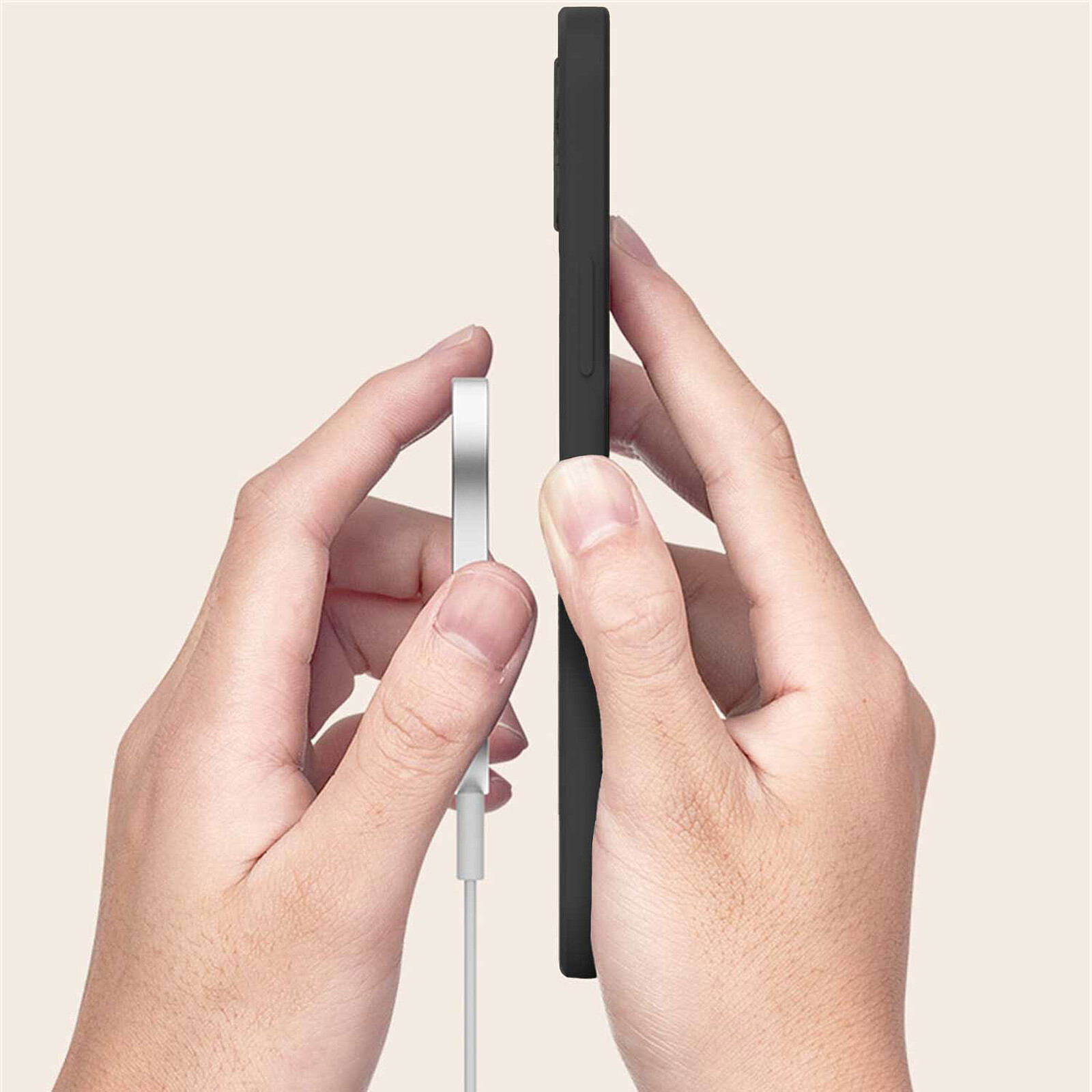 Funda de silicona Akashi MagSafe Negra iPhone 15 Plus - Funda de