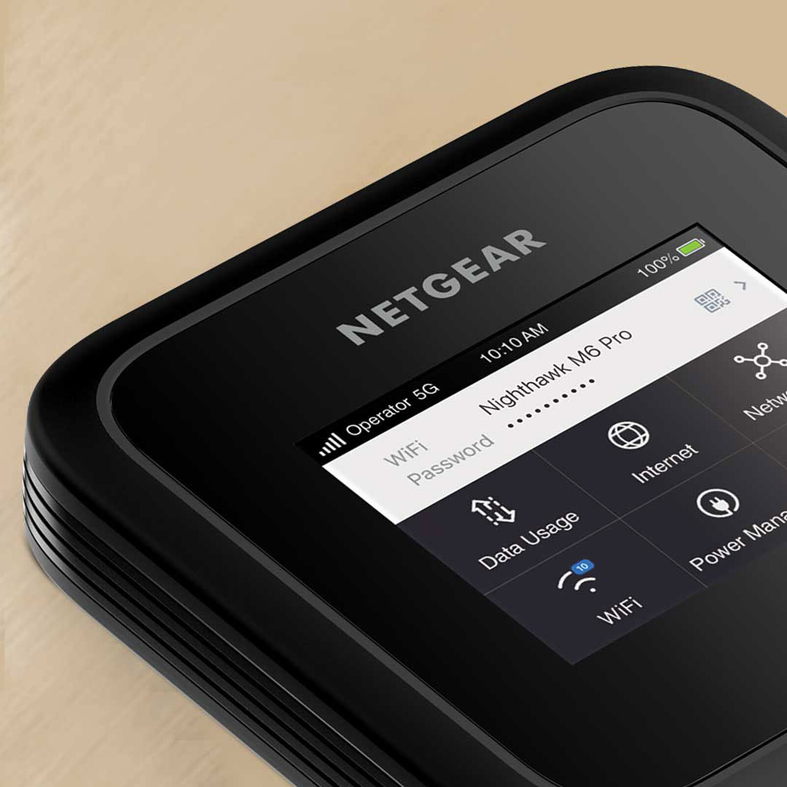 NETGEAR Routeur 5G SIM WiFi 6E (MR6450) – routeur Mobile 5G WiFi  Ultra-Rapide, 6 Gbit/s et Jusqu'à 32 appareils | Livré avec Une Batterie