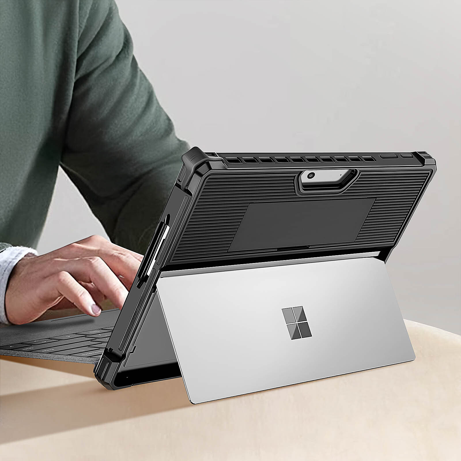 Targus Protect Case pour Microsoft Surface® Pro 9 - Noir - Targus