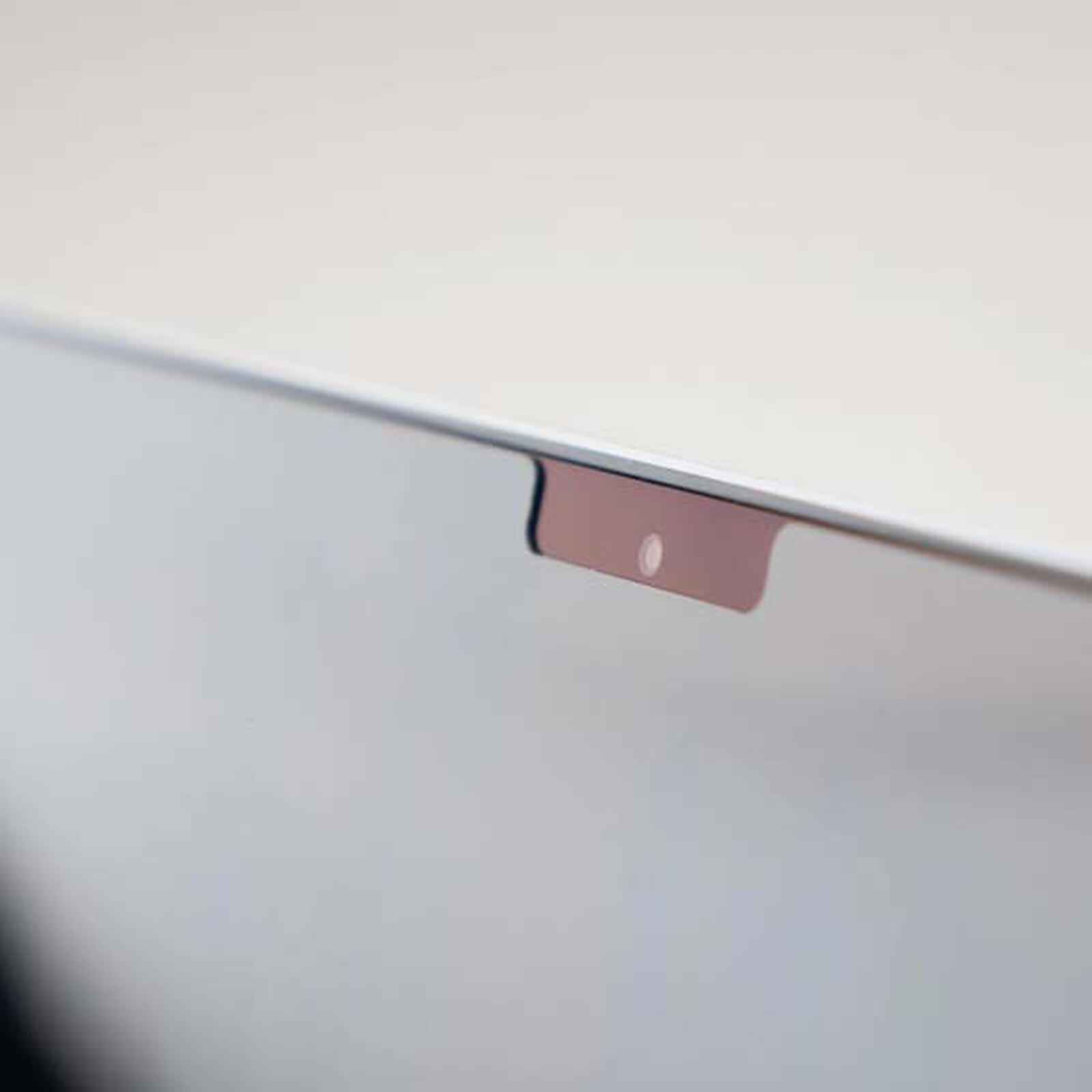 Moshi Umbra Privacy compatible Macbook Air 13 (2022 - M2) Black/Clear -  Accessoires Apple - LDLC