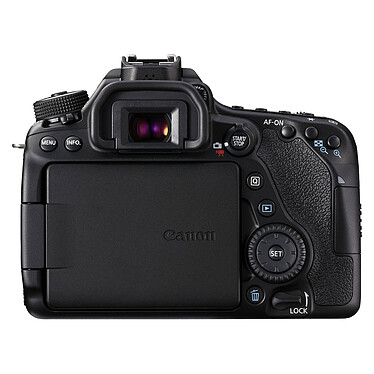 Avis Canon EOS 80D + EF-S 18-55mm f/3.5-5.6 IS STM