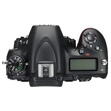 Avis Nikon D750 (boîtier nu) + Sac à dos EU-12