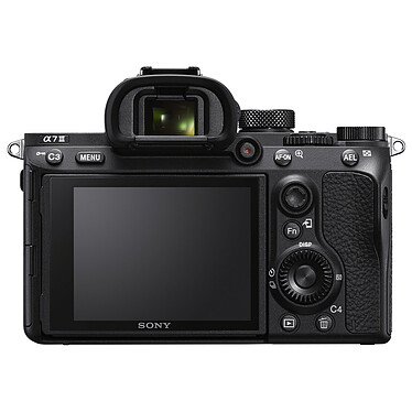 Acquista Sony Alpha 7 III 24-105 mm