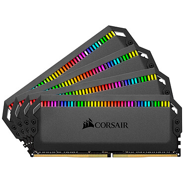 Corsair Dominator Platinum RGB 128 Go (4x 32 Go) DDR4 3600 MHz CL18 Kit Quad Channel 4 barrettes de RAM DDR4 PC4-28800 - CMT128GX4M4D3600C18
