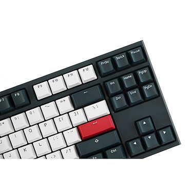 Review Ducky Channel One 2 Tuxedo TKL (Cherry MX Red)
