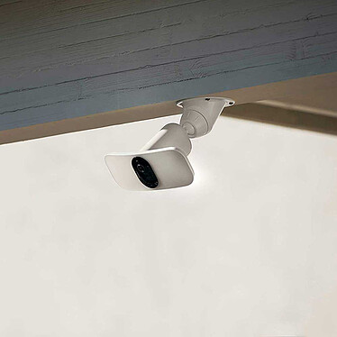 Review Arlo Additional mounting bracket for Floodlight