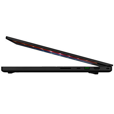 Razer Blade 17 (RZ09-0406AFC3-R3F1) pas cher