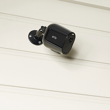 Arlo Essential Spotlight Camera - Noir (VMC2030B) pas cher