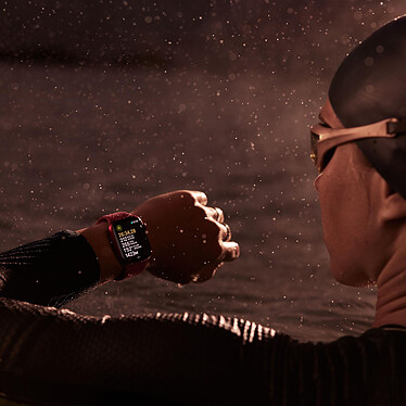 Avis Apple Watch Series 9 GPS + Cellular Acier Inoxydable Graphite Bracelet Sport Band Minuit M/L 41 mm