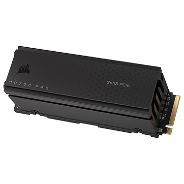 Corsair MP700 PRO 4Tb con dissipatore attivo.