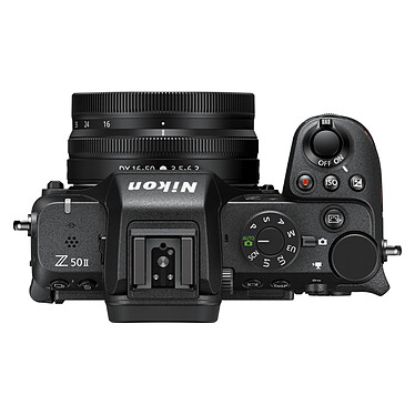 Nikon Z50II + 16-50 VR. economico