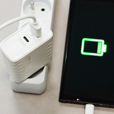 Avis Akashi Pack Chargeur Secteur GaN 65W USB-C et USB-A + Cable USB-C 65W 1.5M