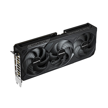 Avis Gigabyte GeForce RTX 5080 WINDFORCE SFF 16G