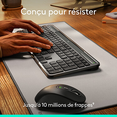 Logitech Signature Slim Solar+ K980 (Graphite) pas cher