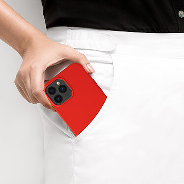 Avizar Coque iPhone 13 Pro Semi-rigide Finition Soft-touch Silicone Rouge pas cher