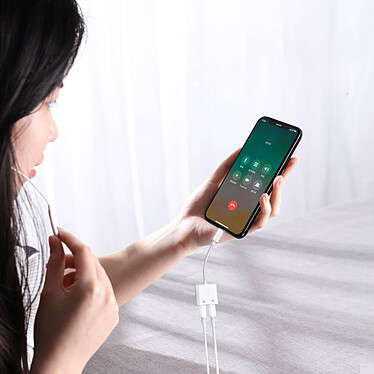Acheter Avizar Adaptateur Audio et Charge iPhone vers Double Lightning Design compact - Blanc