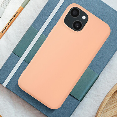Avis Avizar Coque pour Apple iPhone 15 Silicone Soft Touch Mate Anti-trace  rose poudré
