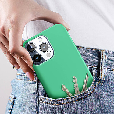 Avis Avizar Coque pour iPhone 15 Pro Max Silicone Semi-rigide Finition Douce au Toucher Fine  Vert
