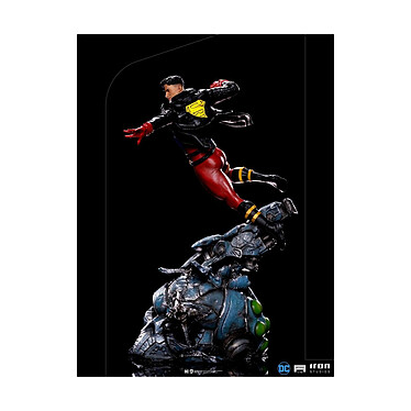 Avis DC Comics - Statuette 1/10 Deluxe Art Scale Superboy 28 cm