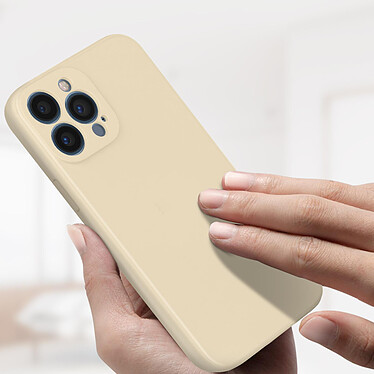 Avis Avizar Coque iPhone 13 Pro Silicone Semi-Rigide Finition Soft Touch blanc cassé