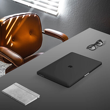 Avis Case mate Coque pour Macbook Pro 16 Protection Chocs Rayures Snap-On Noir Fumé