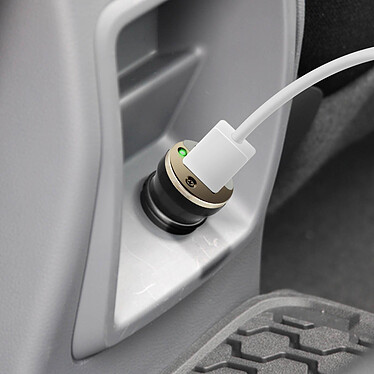 Acheter Avizar Chargeur voiture Smartphone Allume-cigare Port USB Indicateur LED - Noir