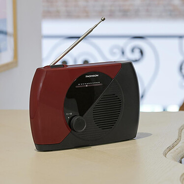 BIGBEN RT353 - Radio FM portable - RT353 - rouge et noire pas cher