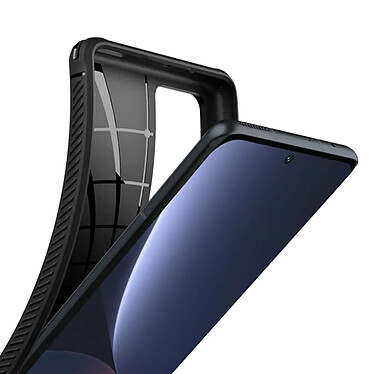 Avis Spigen SGP Coque pour Xiaomi 12 Pro Effet Carbone Coins Renforcés Spigen Rugged Armor Noir