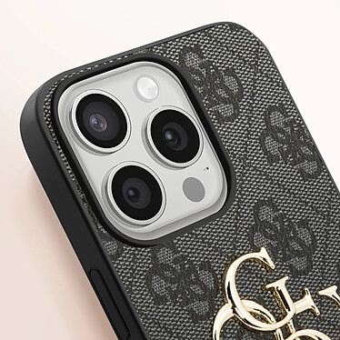 Acheter Guess Coque pour iPhone 15 Pro Découpes Précises et Bords Surélevés Noir