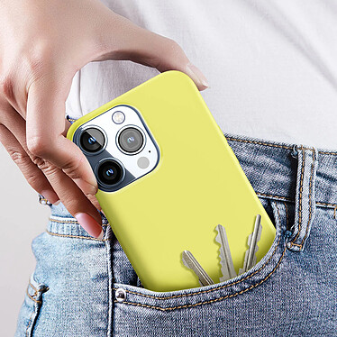 Avis Avizar Coque pour iPhone 15 Pro Max Silicone Semi-rigide Finition Douce au Toucher Fine  Jaune