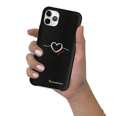 Acheter LaCoqueFrançaise Coque iPhone 11 Pro effet cuir grainé noir Coeur Blanc Amour Design