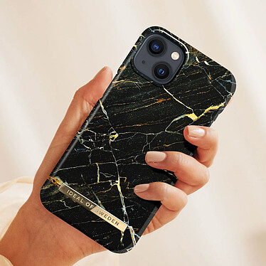 Avis iDeal of Sweden Coque pour iPhone 13 Marbré Luxe Ultra fine Port Laurent Marble Noir / Or