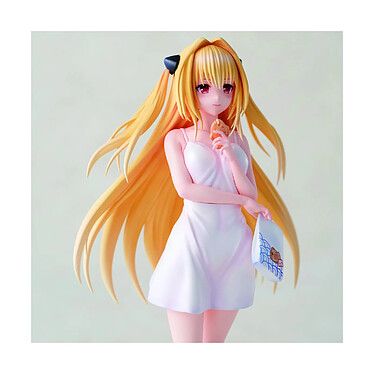 Avis Love Trouble - Statuette 1/6 Golden Darkness (Yami) 26 cm