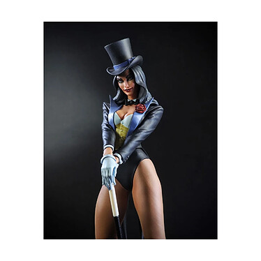 Acheter DC Direct DC Cover Girls - Statuette Resin Zatanna by J. Scott Campbell 23 cm